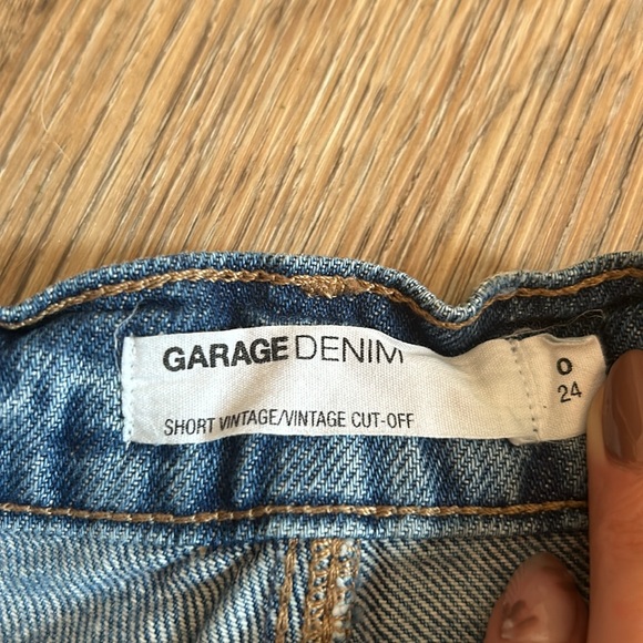 Garage jean shorts - Picture 2 of 2